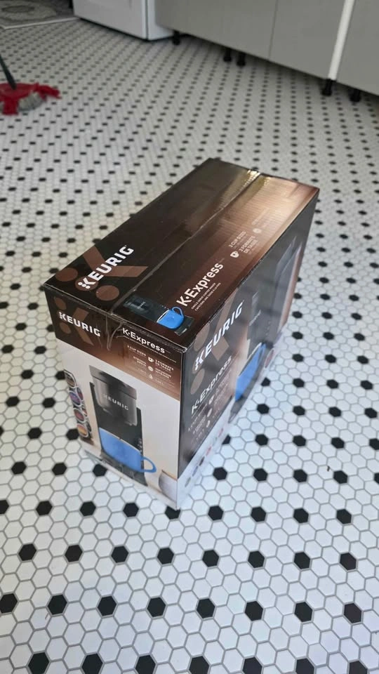 Keurig K-Express Single Serve Coffee Maker - photo 4
