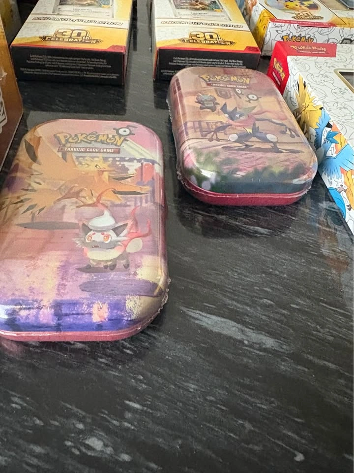 Pokémon 30th Celebration Collection – 11 Sealed Items - photo 5