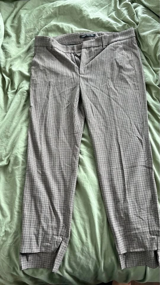 Zara Woman Trousers USA size 8/ EUro size 40