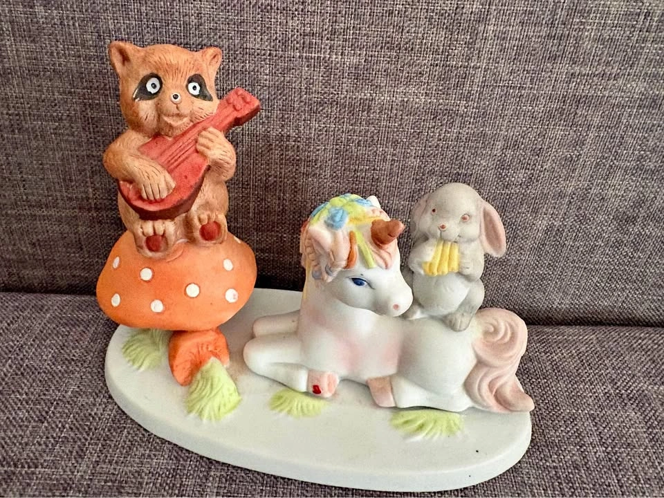 Vintage 1985 Willitts Designs Porcelain Figurine - Woodland Anim