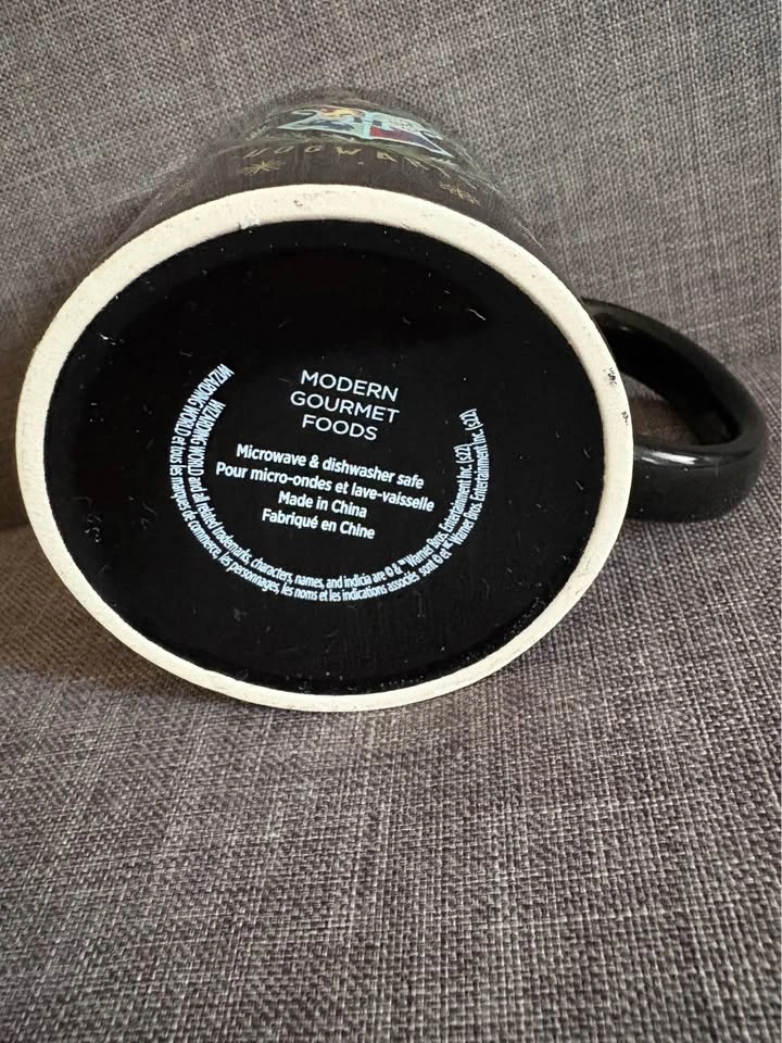 Harry Potter Holiday Hogwarts Mug- Modern Gourmet Foods - photo 3