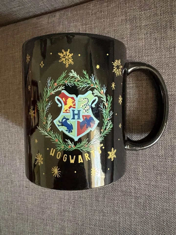 Harry Potter Holiday Hogwarts Mug- Modern Gourmet Foods - photo 4