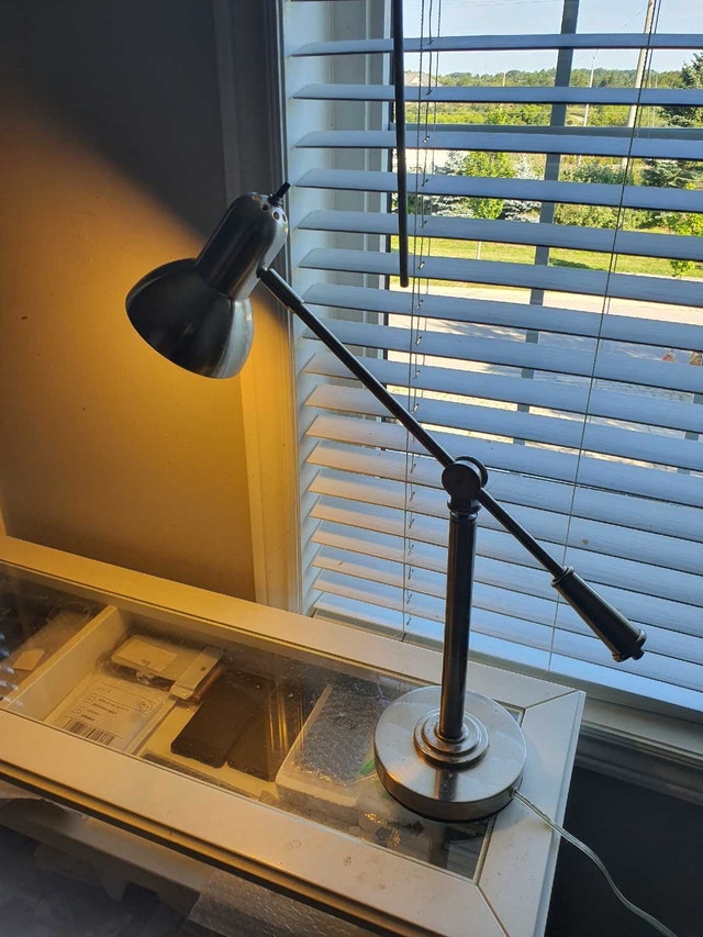 Desk lamp used (Best offer) - photo 3