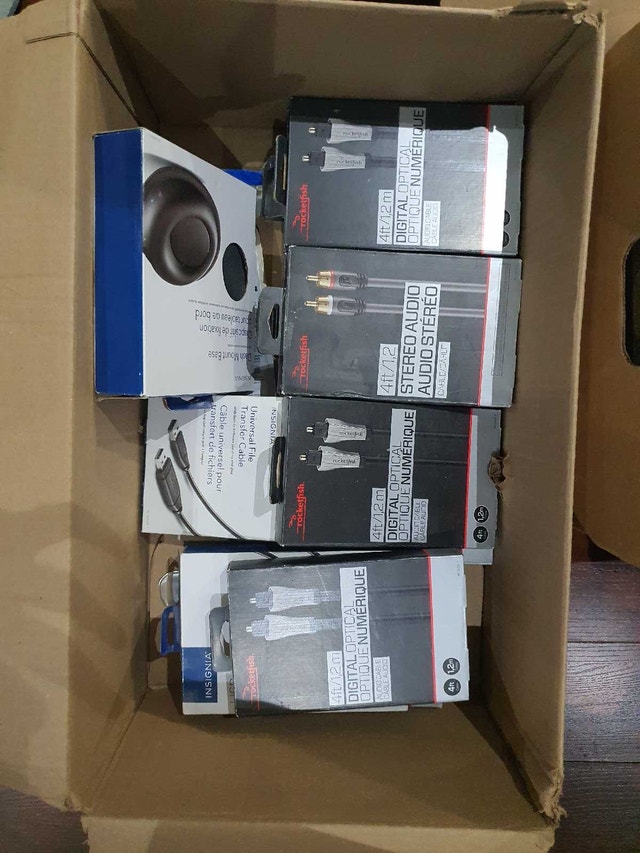 Electronics Accessories (Best Offer) - photo 2
