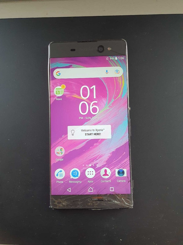 Sony Xperia F3213 (Cracked Screen)