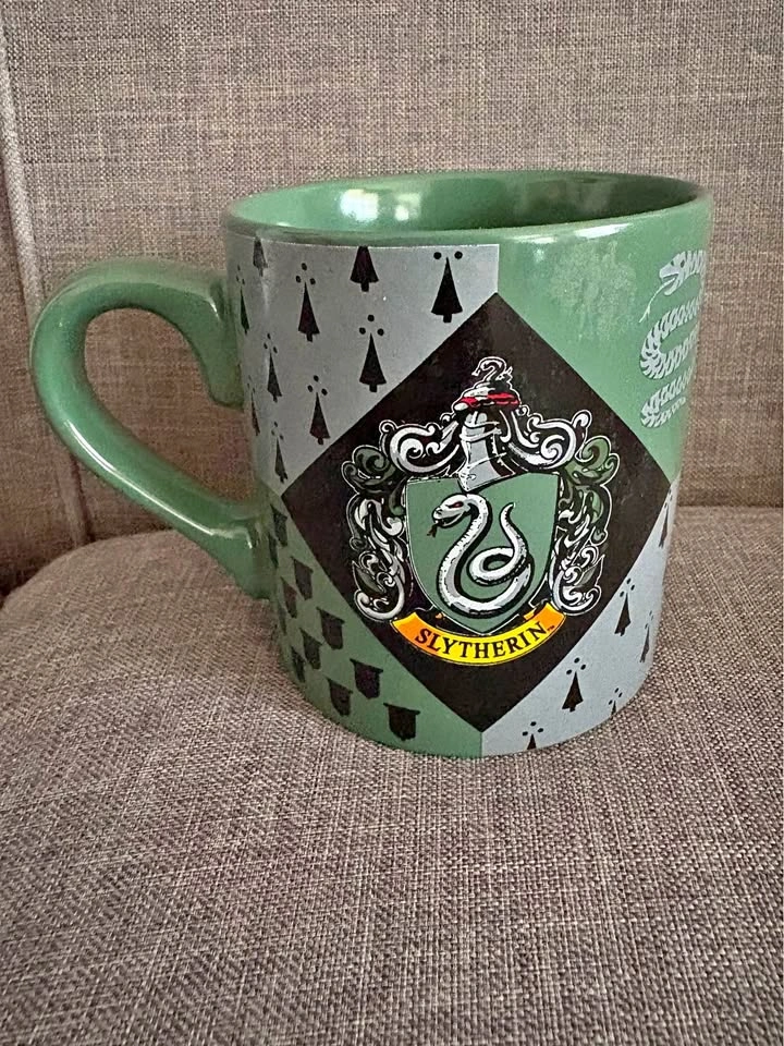 Harry Potter Slytherin House Crest Mug - Silver Buffalo 14oz