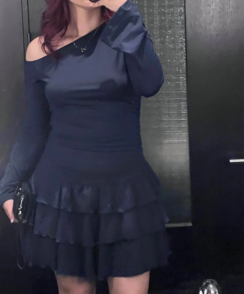 Brand new dress size medium - photo 3