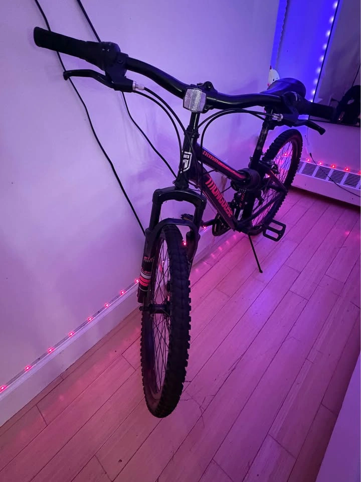 Mongoose Excursion Mountain Bike - photo 2