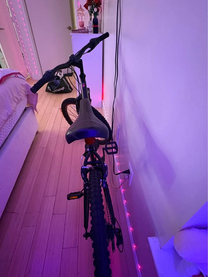 Mongoose Excursion Mountain Bike - photo 3