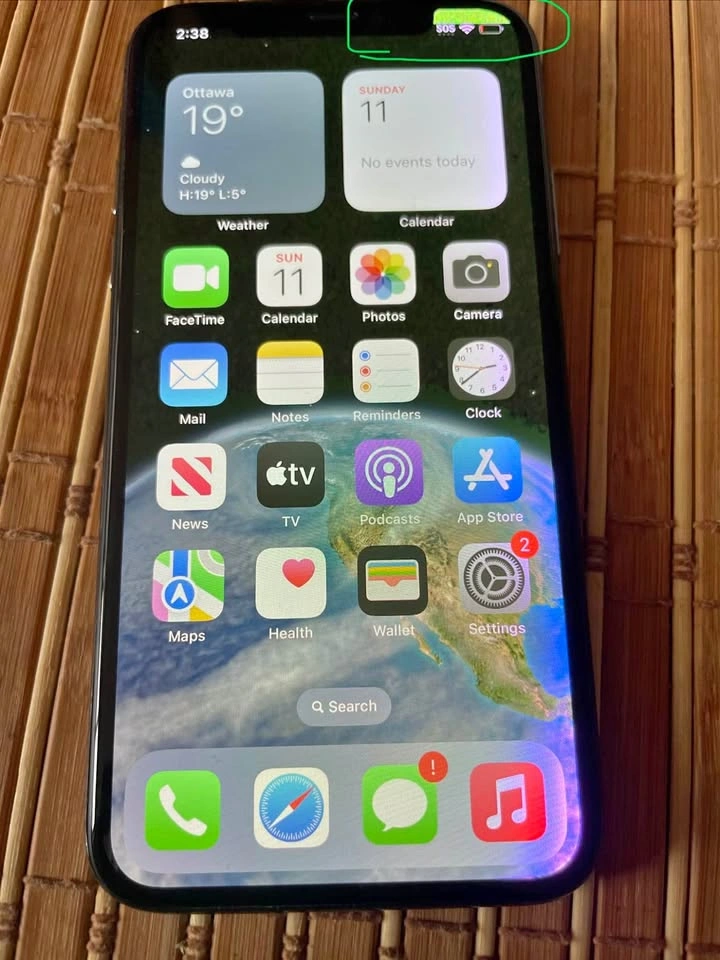 Apple iPhone X 64GB Black - Screen and Back Issues