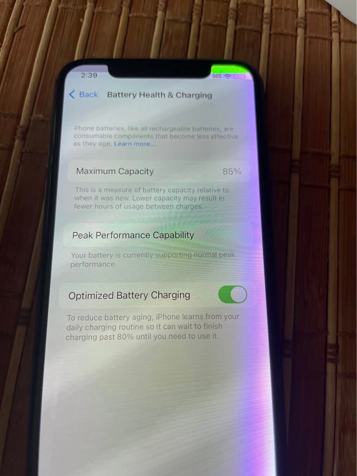 Apple iPhone X 64GB Black - Screen and Back Issues - photo 3