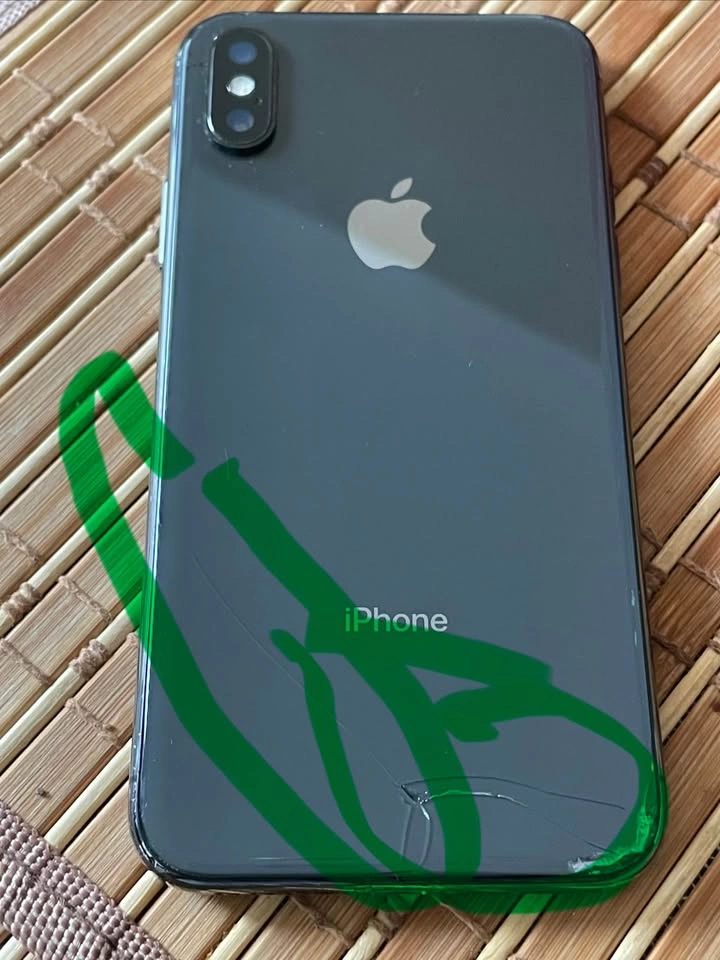 Apple iPhone X 64GB Black - Screen and Back Issues - photo 4