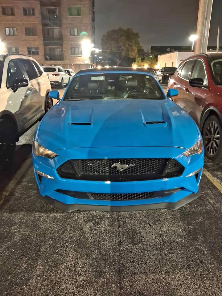 2022 Ford Mustang GT Premium Convertible 2D