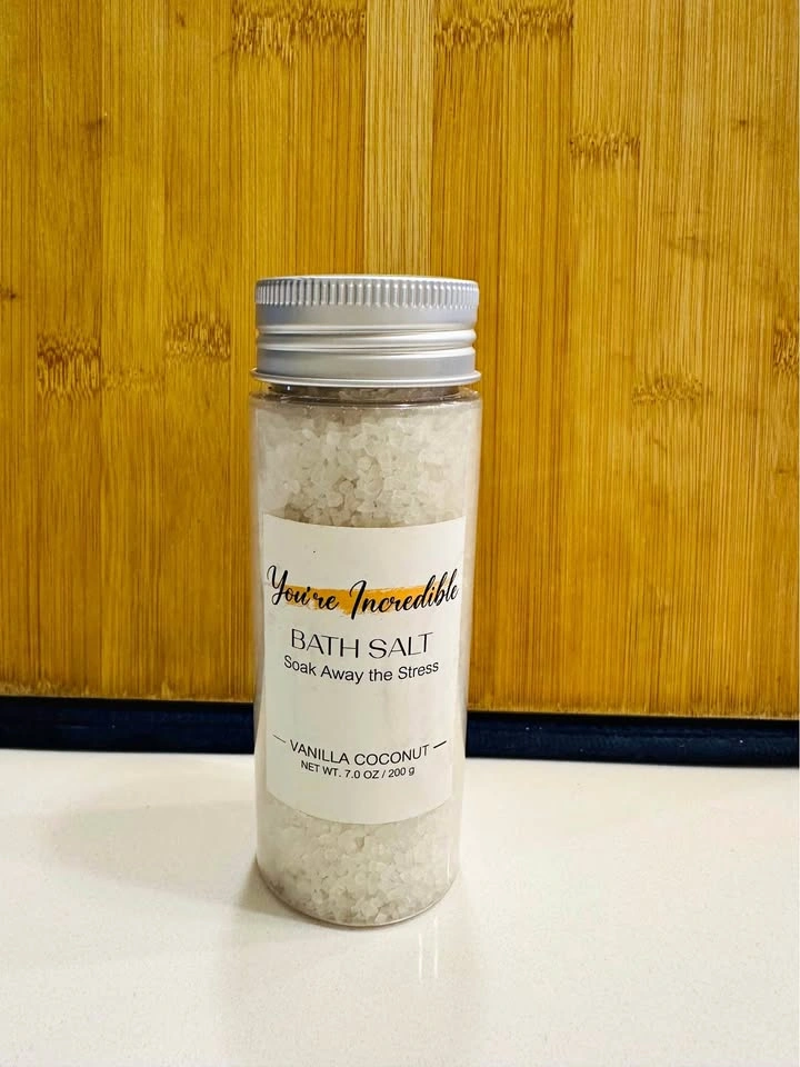 You're Incredible Vanilla Coconut Bath Salt 7 oz