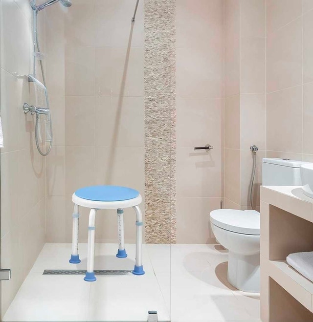 360 Degree Rotating Shower Stool - photo 2