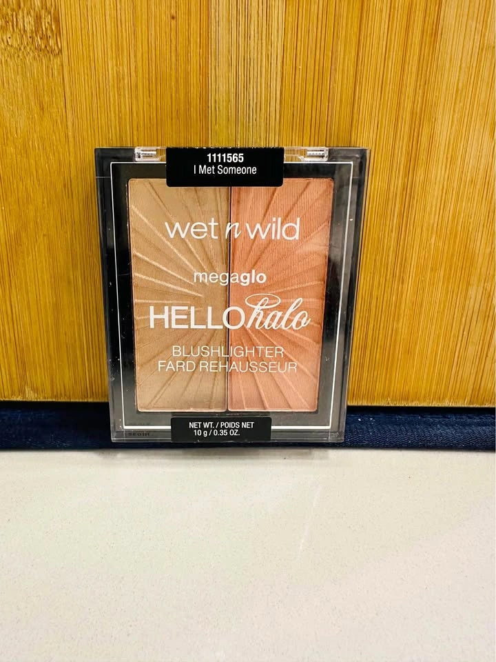 wet n wild megaglo Hello Halo Blushlighter - I Met Someone