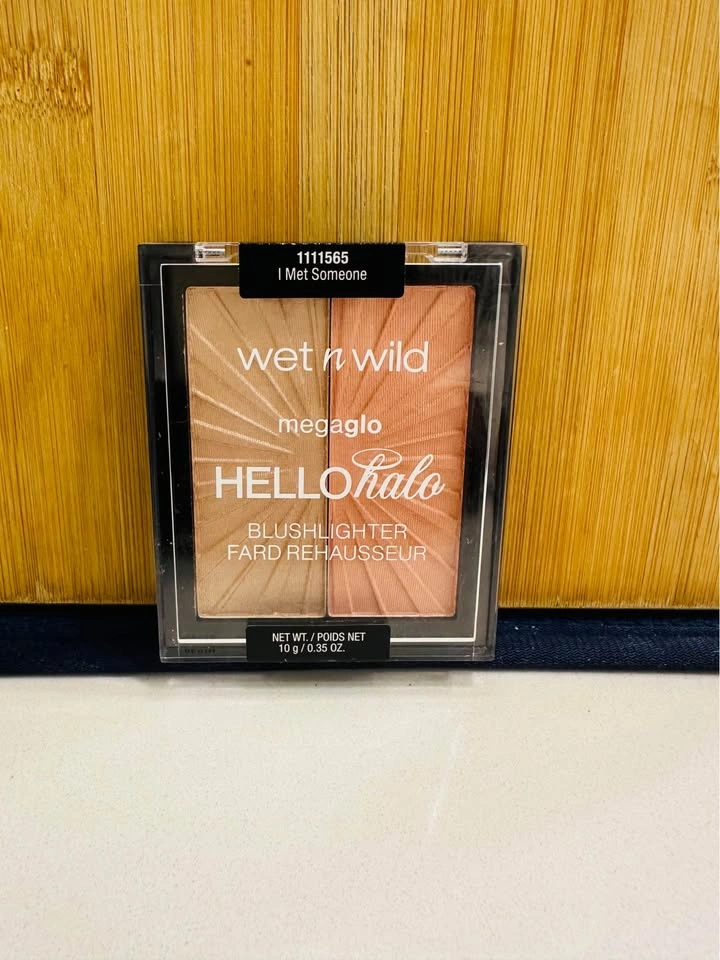 wet n wild megaglo Hello Halo Blushlighter - I Met Someone - photo 2