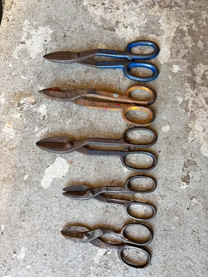Tin snips thumbnail