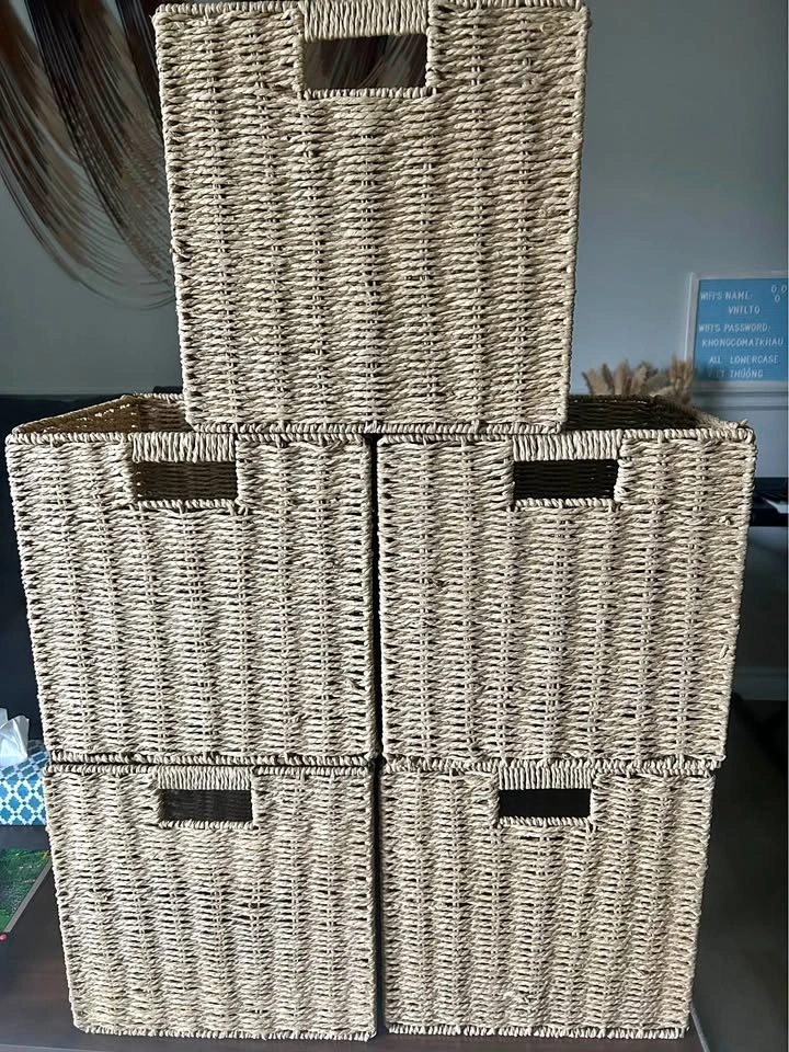 Set of 5 wicker baskets