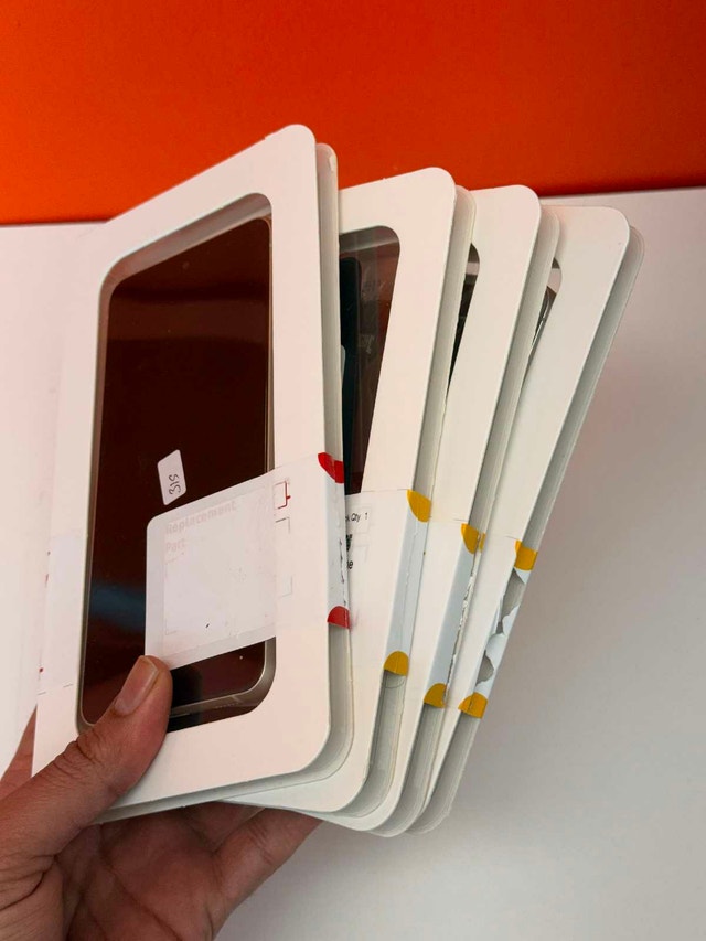 phones screen available