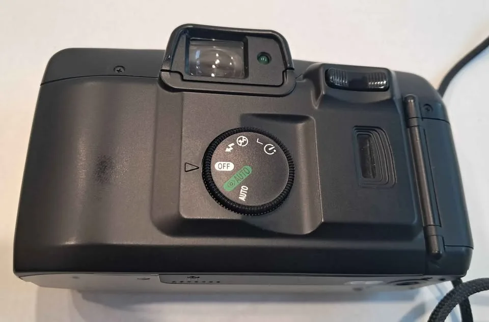 Canon Sure Shot 60 Zoom Film Camera image indicator(2)