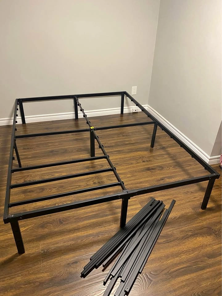 QUEEN Metal Bed Frame (FRAME ONLY)