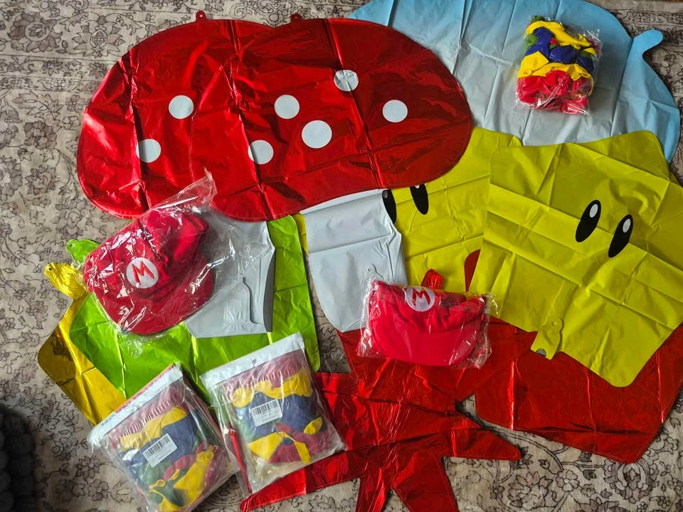 Super Mario Birthday Party Decoration Set - photo 2