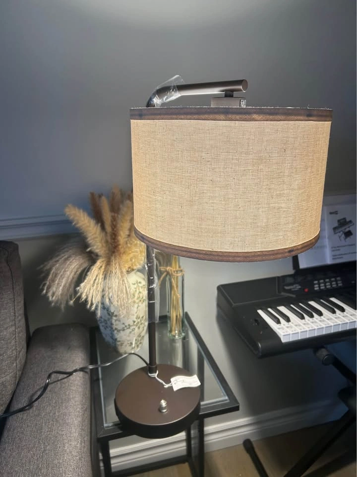 Table lamp - photo 4