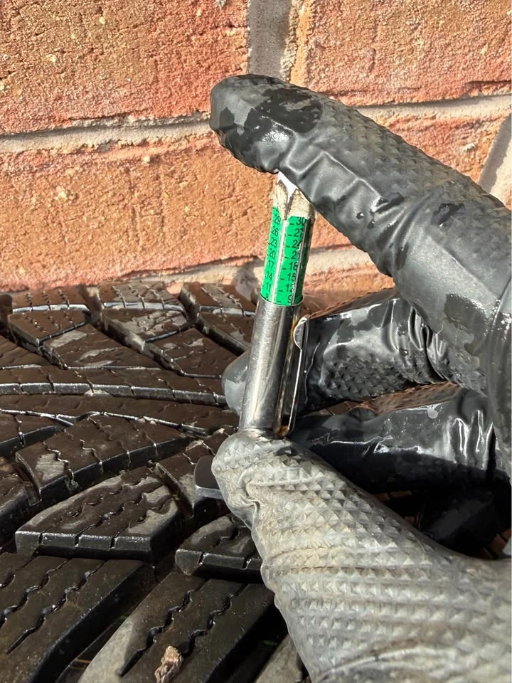 205/50/17 Winter Tires on Original BMW Rims with TPMS - photo 4