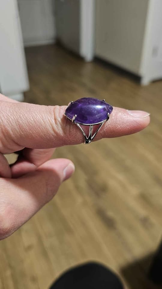 Ring and accessory for Velvet class women. - photo 2