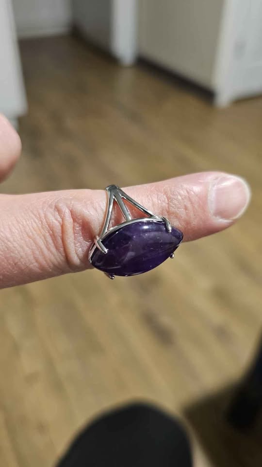 Ring and accessory for Velvet class women. - photo 3