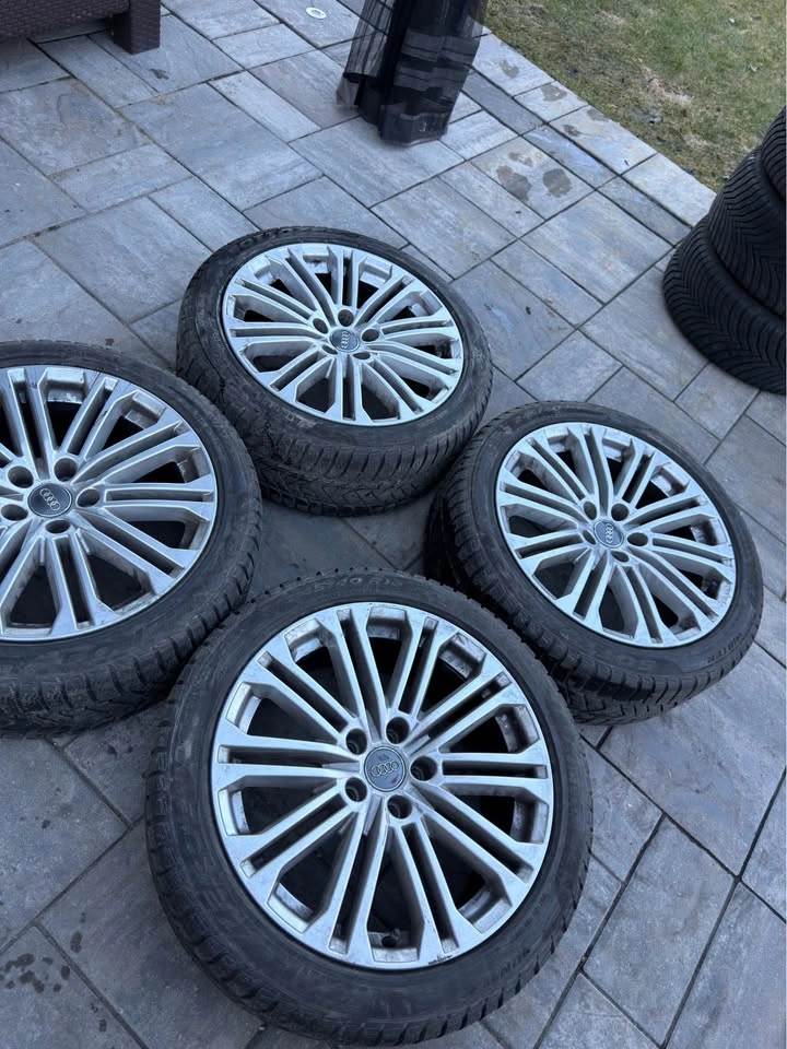 245/40/18 OEM Audi Rims on Winter Tires - photo 5