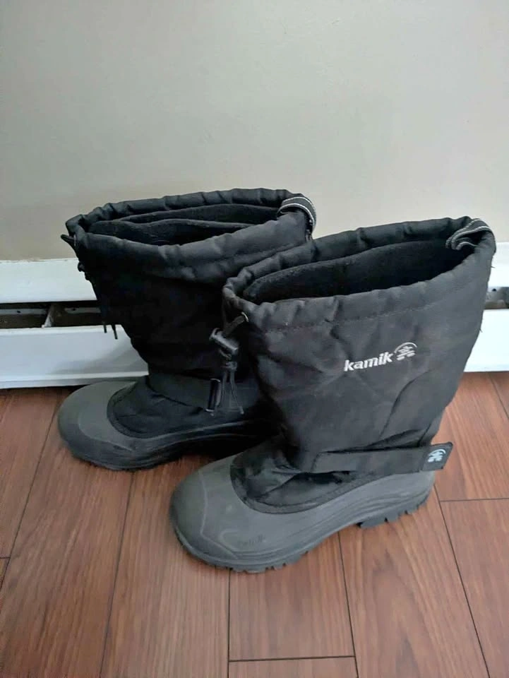 Kamik Men's Winter Boots – Size 10