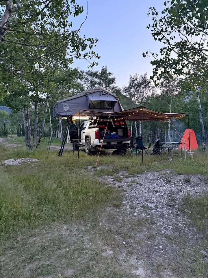 Overland Vehicle Systems Nomadic 3 Extended Roof Top Tent