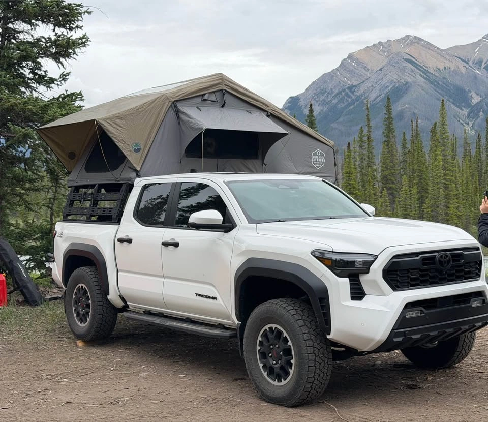 Overland Vehicle Systems Nomadic 3 Extended Roof Top Tent - photo 4