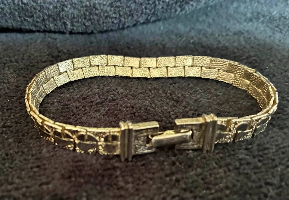 Vintage Textured Gold Panel Link Bracelet - 7.5"
