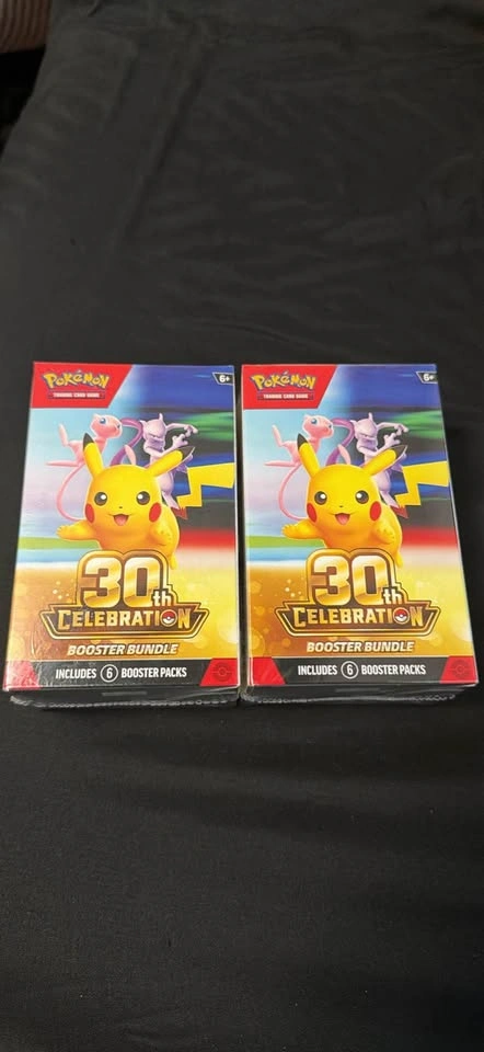 Pokemon 30th anniversary Booster Bundle