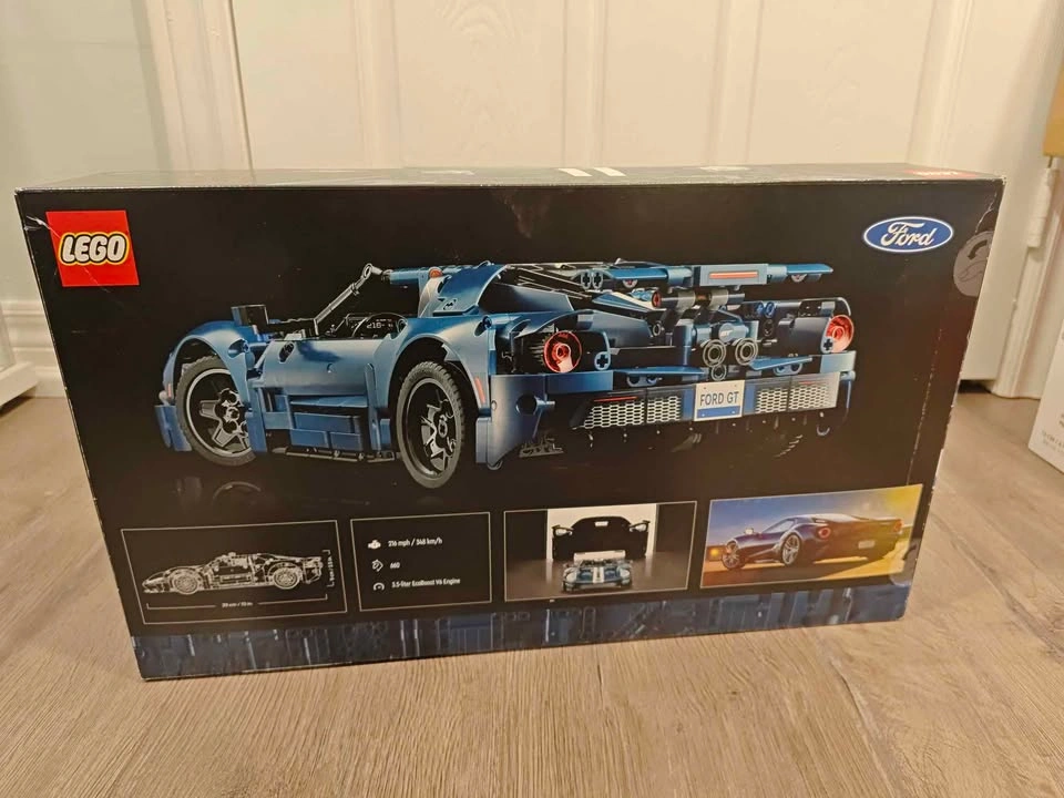 BNIB LEGO Technic Ford GT - photo 2