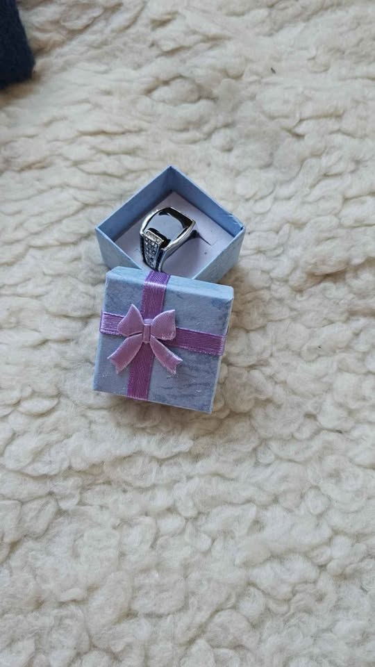 Ring and accessory - photo 4