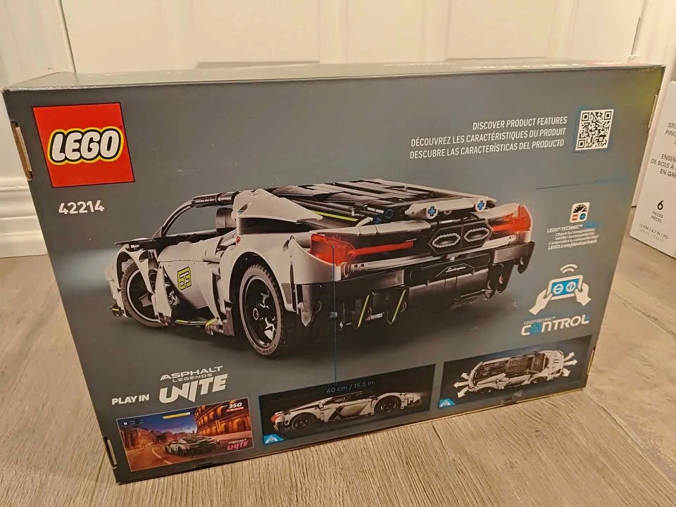 BNIB LEGO Technic 42214 Lamborghini Revuelto Super Sports Car - photo 2