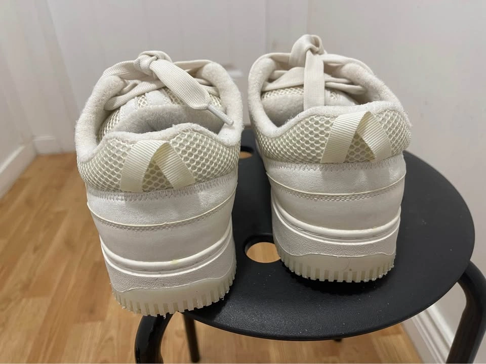 White Platform Sneakers 9.5 - photo 4