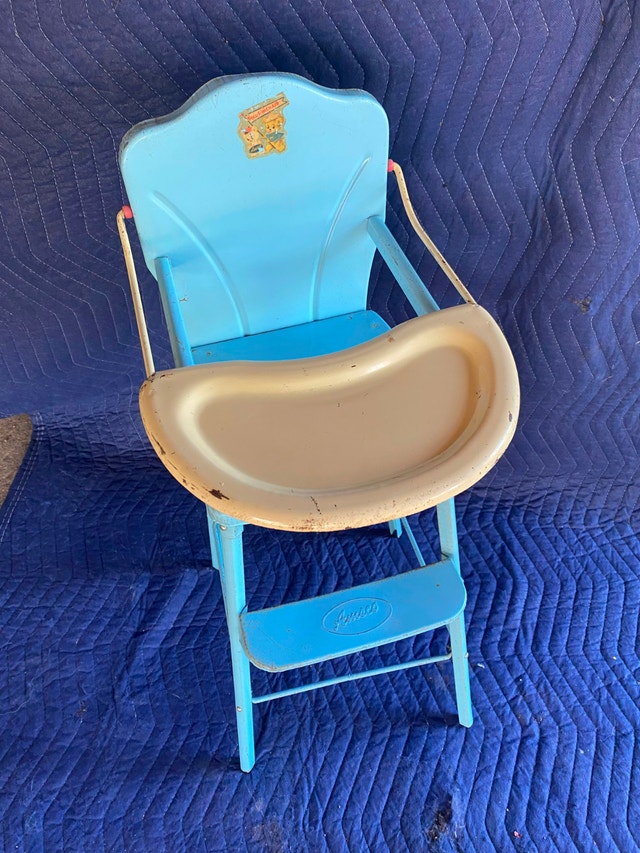 Collectable VINTAGE 1950's AMSCO Blue DOLL-E Highchair and Crib - photo 2
