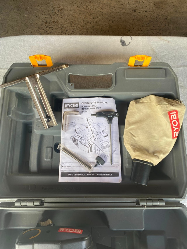 RYOBI Corded Hand Planer in case - photo 3