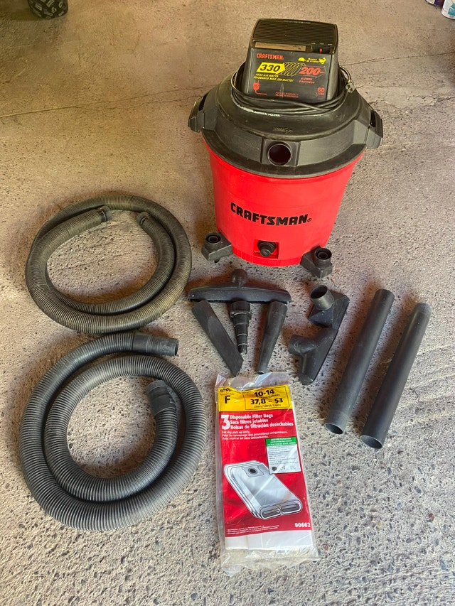 Craftsman 60L (16G) 2-Speed Wet/Dry Shop Vac with Blower