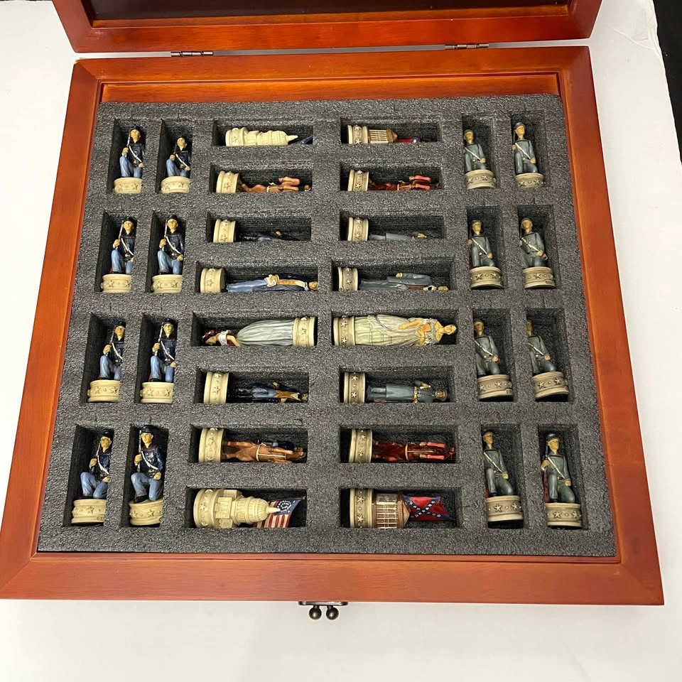 2002 Excalibur Deluxe Civil War Commemorative Chess Set - photo 2