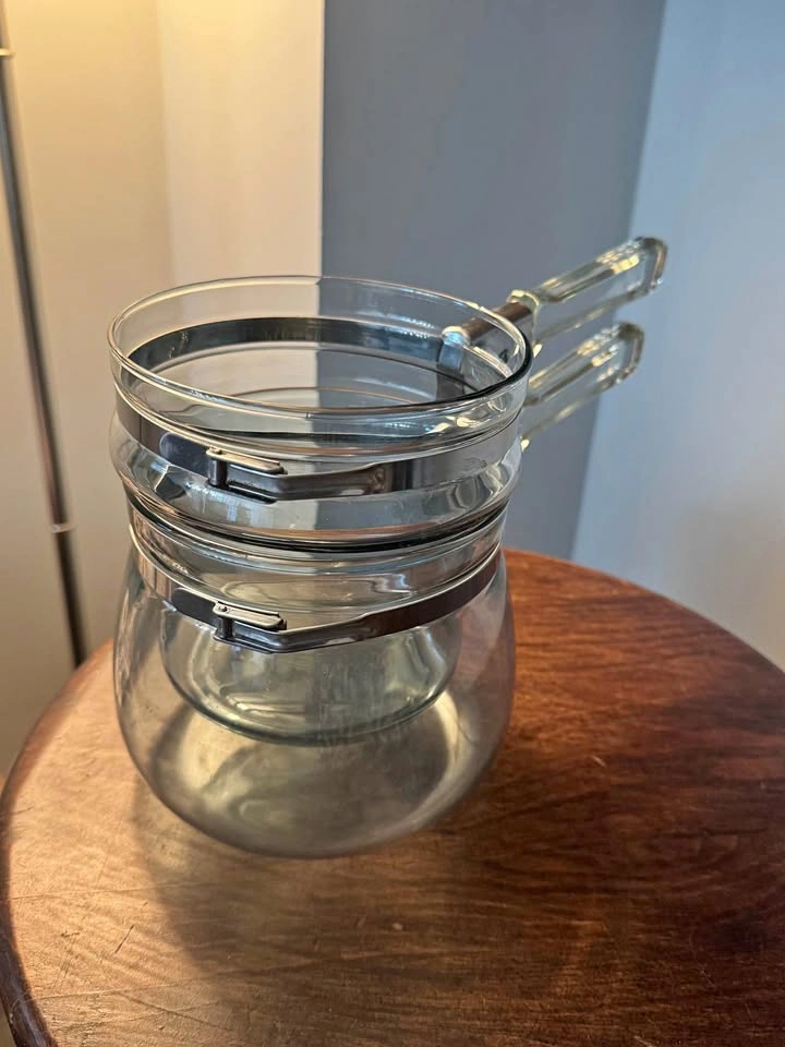 Vintage Pyrex Flameware Glass Double Boiler (no lid)
