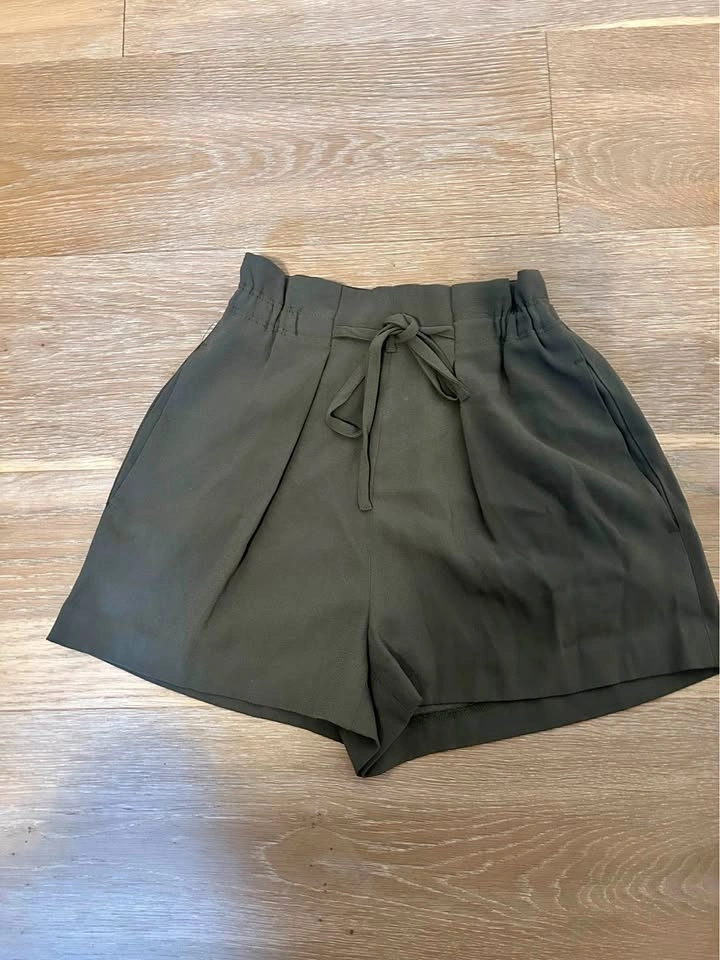 Babaton shorts - XS