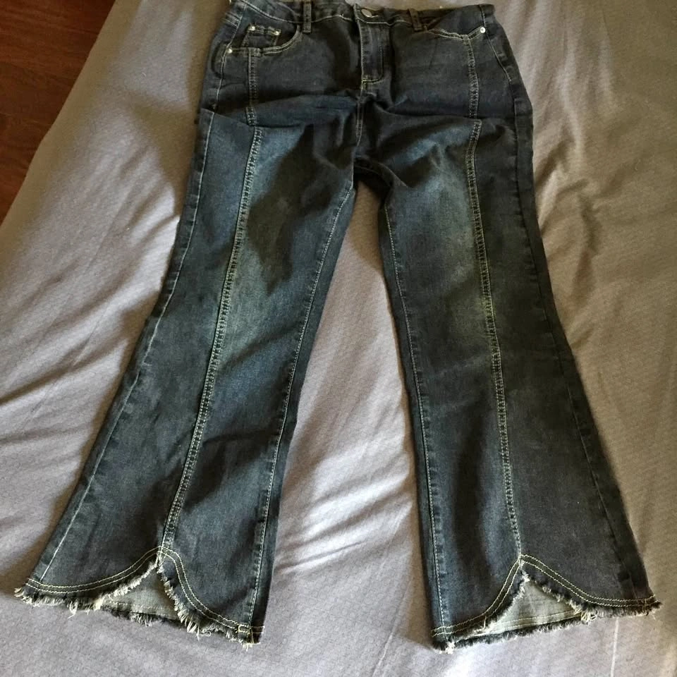 Dark wash flare jeans bnwt