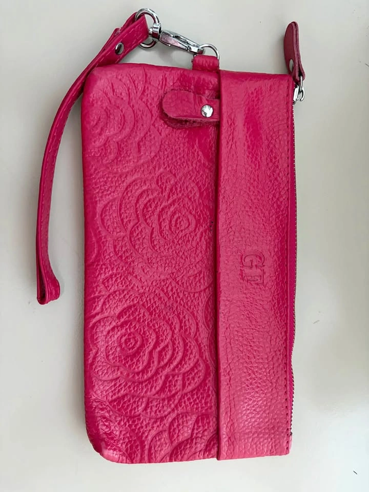 Leather wristlet