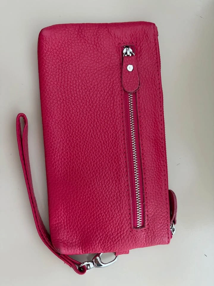 Leather wristlet - photo 2